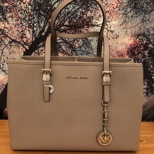 **SOLD** Michael Kors Jet Set